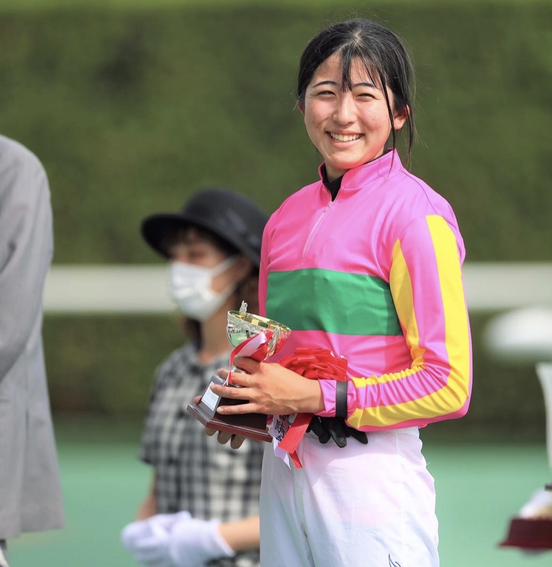 今村聖奈騎手 の写真ギャラリー| 競馬ニュースなら競馬のおはなし