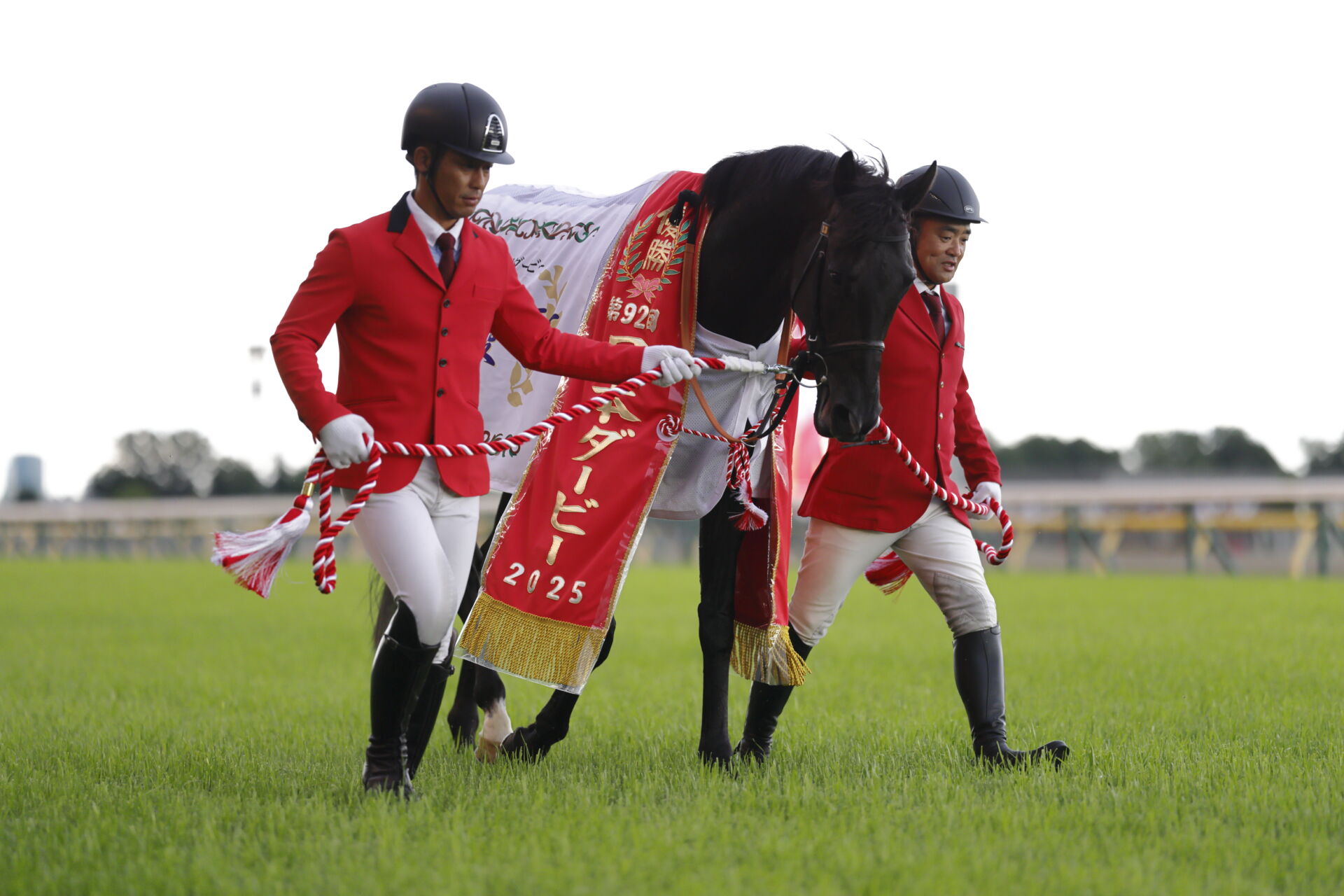 日本ダービー】山崎育三郎が国歌独唱で華を添える | 競馬ニュースなら