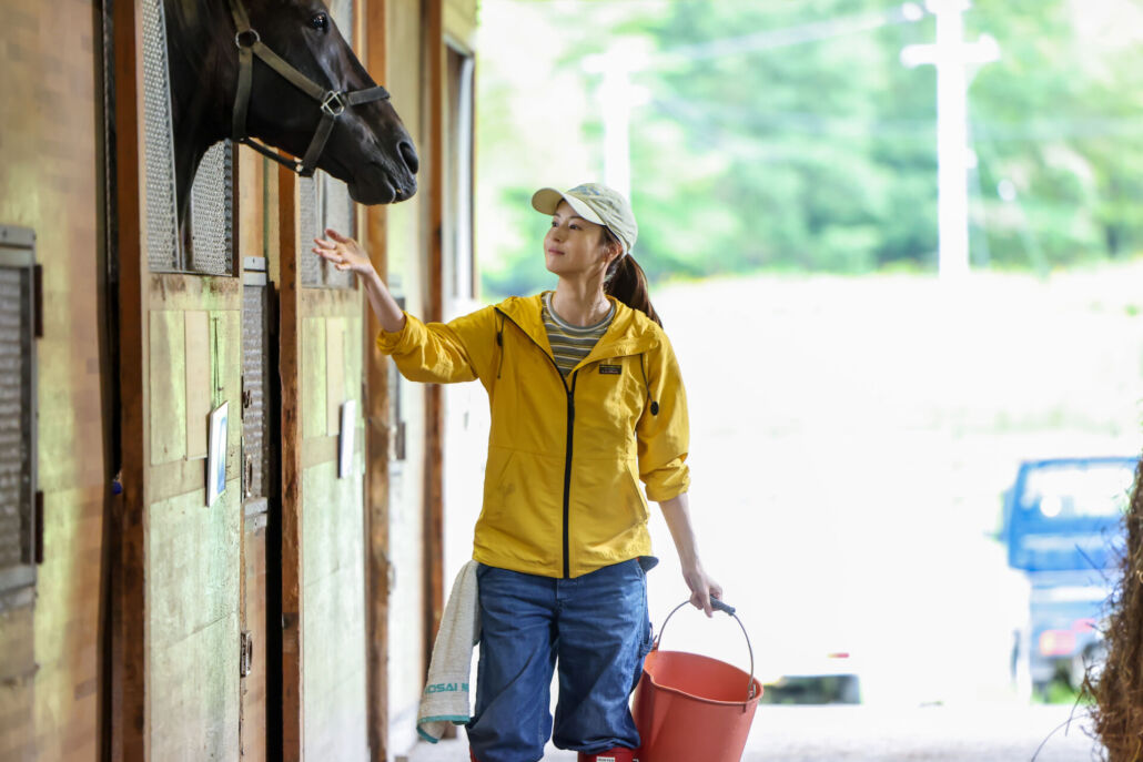 矢作師「寂しいですね」リスグラシュー引退式が行われる | 競馬