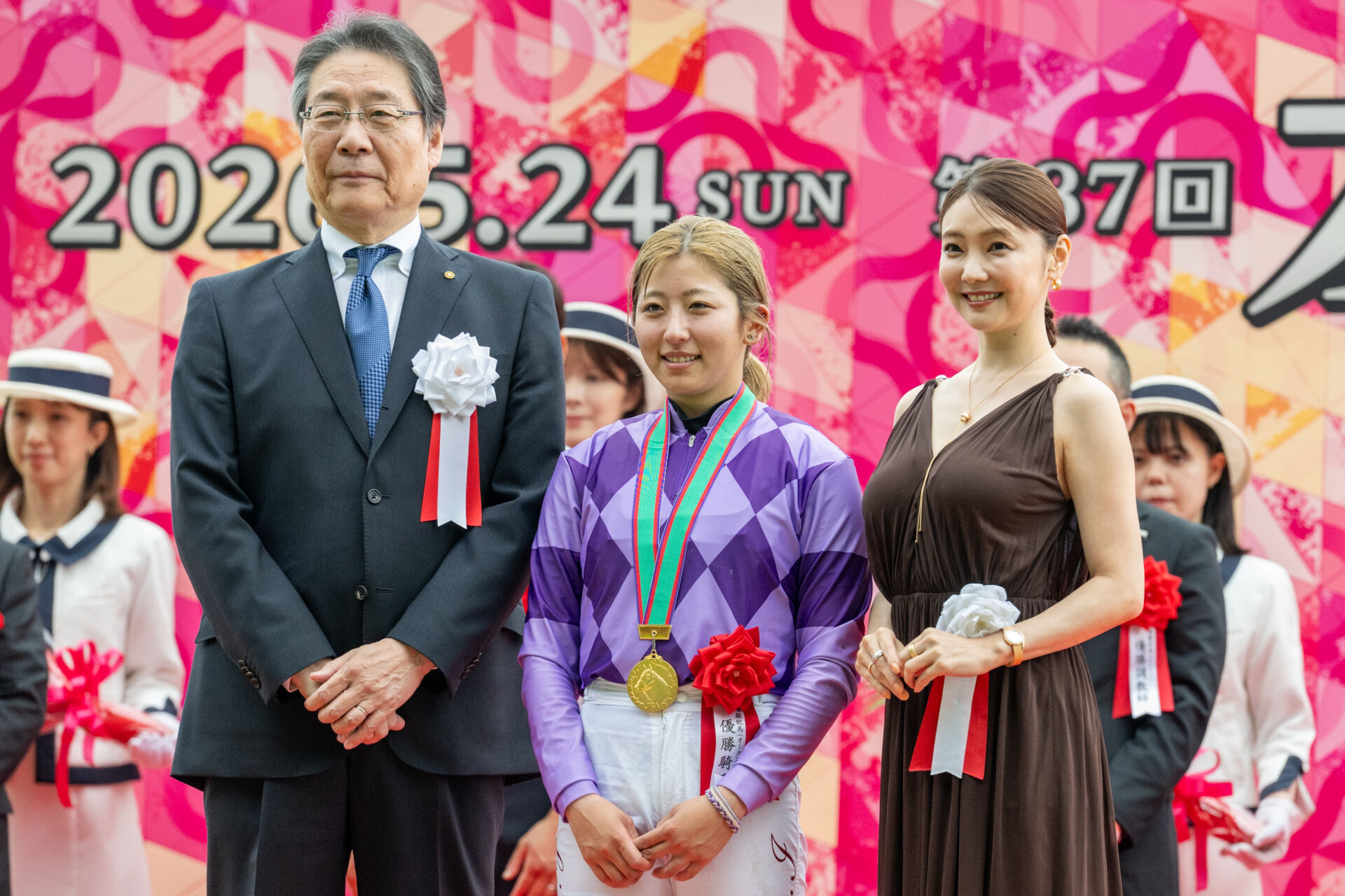 今村聖奈がオークスで歴史的快挙達成…女性ジョッキー結果 | 競馬